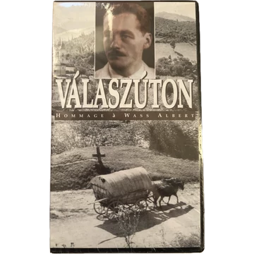 Válaszúton VHS Bontatlan